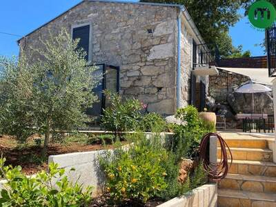 Haus mit Garten in 51511 Bajcici (Bild 2)