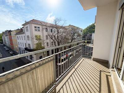 Wohnung mit Balkon kaufen in 8010 Graz (Bild 2)