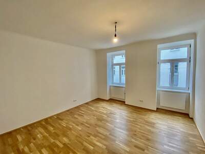 Altbauwohnung kaufen in 1170 Wien