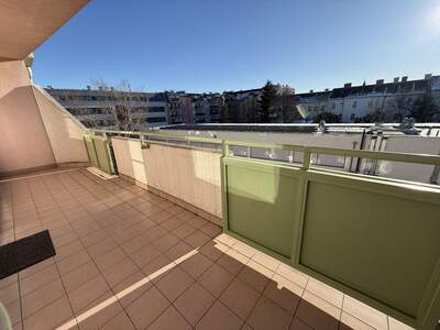 Terrassenwohnung kaufen in 2700 Wr. Neustadt (Bild 4)