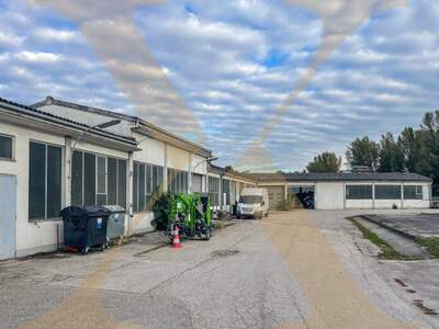 Halle / Lager / Produktion mieten in 4020 Linz