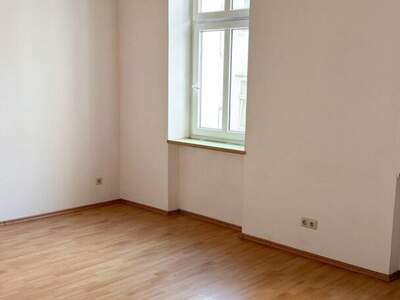 Altbauwohnung kaufen in 1100 Wien (Bild 1)