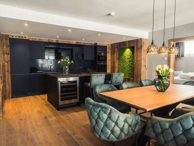 Wohnung kaufen in 6100 Seefeld