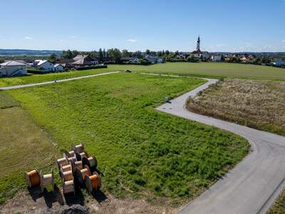 Grundstück kaufen in 5121 Ostermiething