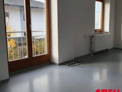 Gewerbeobjekt mieten in 4910 Ried (Bild 2)