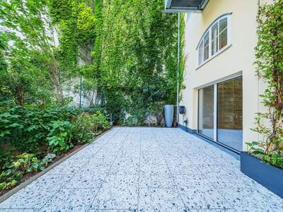 Altbauwohnung mit Balkon kaufen in 1040 Wien (Bild 4)