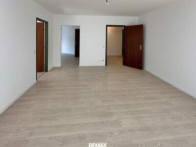 Wohnung mit Balkon kaufen in 1100 Wien (Bild 2)