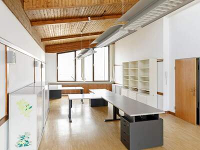 Bürozentrum mieten in 4860 Lenzing