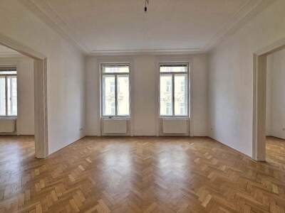 Altbauwohnung mit Balkon mieten in 1060 Wien
