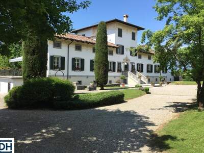 Haus kaufen in 33100 Udine (Bild 1)