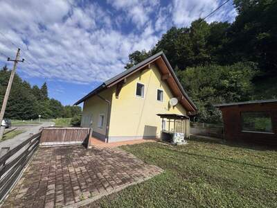 Mehrfamilienhaus kaufen in 9602 Hohenthurn (Bild 2)