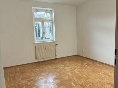 Altbauwohnung mit Balkon mieten in 8020 Graz (Bild 4)