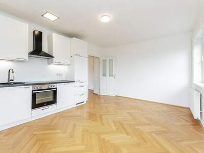 Altbauwohnung kaufen in 1130 Wien (Bild 5)