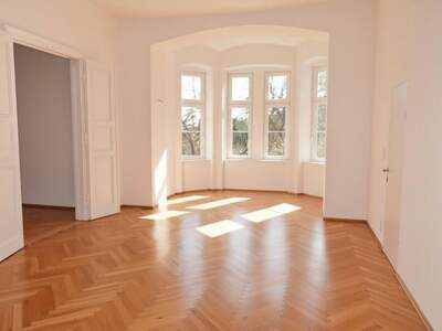 Altbauwohnung mit Balkon mieten in 2540 Bad Vöslau