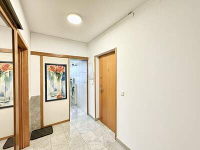 Wohnung mit Balkon kaufen in 8053 Graz (Bild 3)