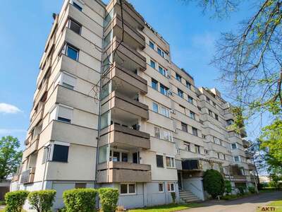 Altbauwohnung mit Balkon kaufen in 4030 Linz (Bild 1)