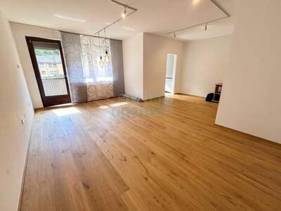 Wohnung mit Balkon kaufen in 8712 Niklasdorf (Bild 1)