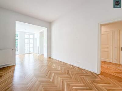 Altbauwohnung mit Balkon mieten in 1130 Wien (Bild 2)