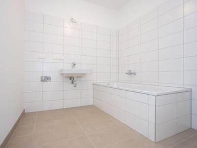 Terrassenwohnung kaufen in 2700 Wr. Neustadt (Bild 4)