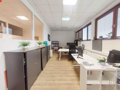 Gewerbeobjekt kaufen in 8142 Wundschuh (Bild 2)