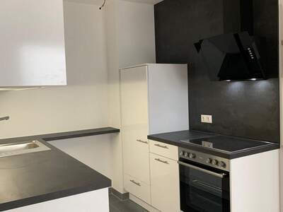 Wohnung mit Balkon mieten in 2100 Kor (Bild 2)
