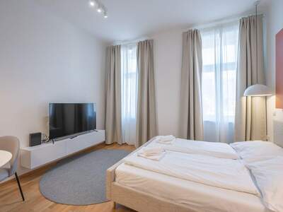 Altbauwohnung kaufen in 1120 Wien (Bild 2)