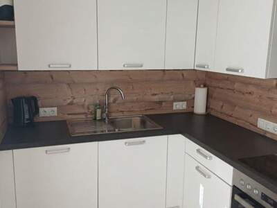 Altbauwohnung mit Balkon mieten in 6130 Schwaz (Bild 2)