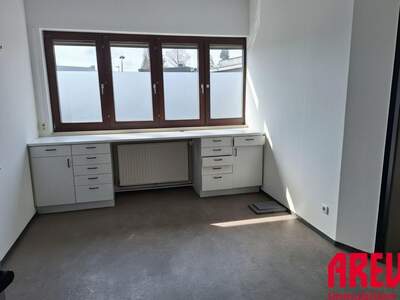 Gewerbeobjekt mieten in 4910 Ried (Bild 2)