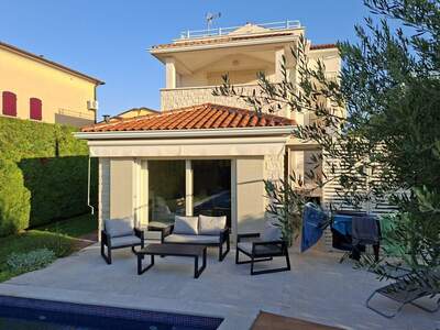 Haus kaufen in 52465 Vabriga (Bild 1)