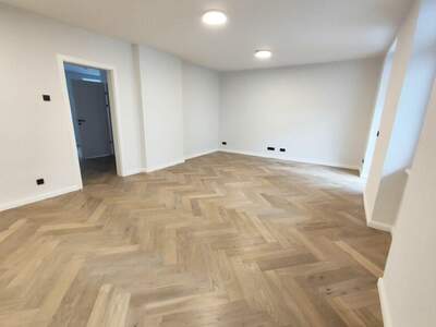 Altbauwohnung mit Balkon kaufen in 1050 Wien (Bild 5)