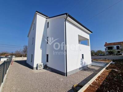 Haus kaufen in 51511 Malinska (Bild 2)