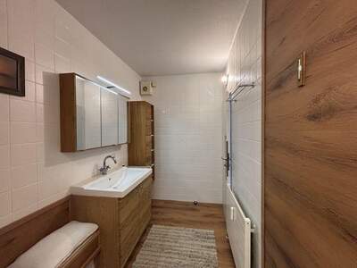 Wohnung kaufen in 4755 Zell