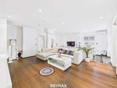 Wohnung mit Balkon kaufen in 7100 Neusiedl (Bild 1)