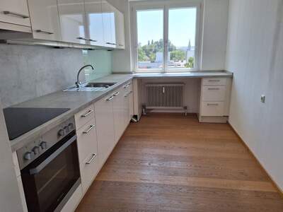 Wohnung mit Balkon kaufen in 4910 Ried (Bild 2)