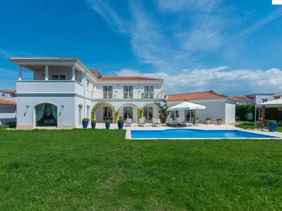 Haus kaufen in 52440 Porec (Bild 3)