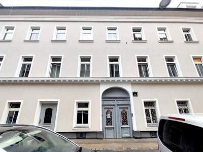 Altbauwohnung kaufen in 1050 Wien (Bild 2)