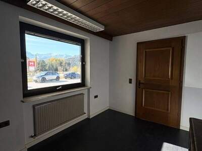 Gewerbeobjekt mieten in 6100 Reith