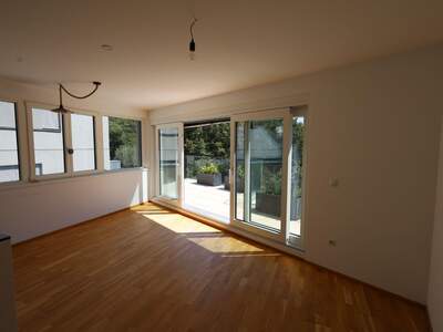 Altbauwohnung mit Balkon mieten in 1140 Wien (Bild 4)