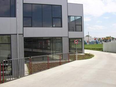 Gewerbeobjekt mieten in 2201 Seyring