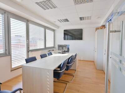 Gewerbeobjekt kaufen in 1000 Ljubljana (Bild 5)