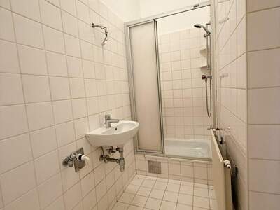 Altbauwohnung kaufen in 1100 Wien (Bild 3)