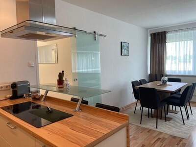 Wohnung mit Balkon kaufen in 8073 Feldkirchen