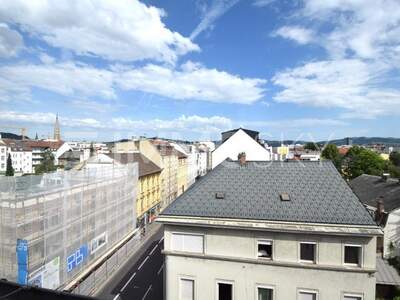 Dachgeschosswohnung kaufen in 4020 Linz