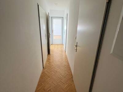 Altbauwohnung mieten in 8042 Graz (Bild 2)