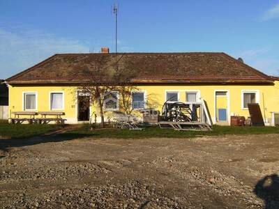 Anlageobjekt kaufen in 2054 Kleinhaugsdorf (Bild 1)