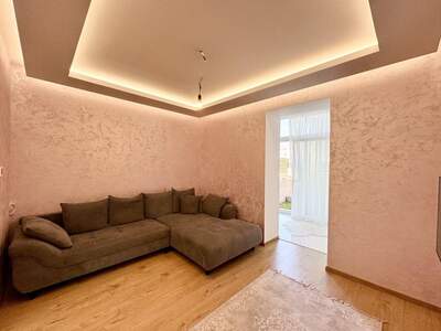 Altbauwohnung kaufen in 8020 Graz (Bild 2)