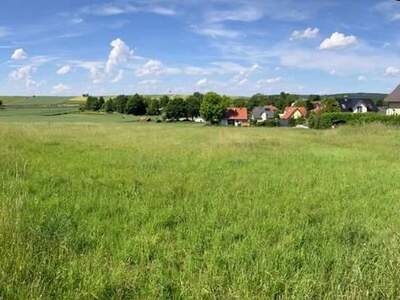 Grundstück mieten in 2111 Harmannsdorf