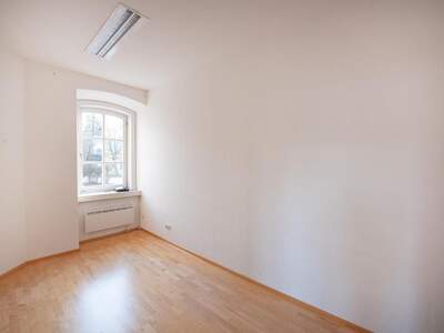 Gewerbeobjekt mieten in 4810 Gmunden (Bild 2)