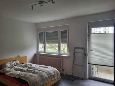 Altbauwohnung mit Balkon mieten in 8045 Graz