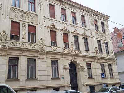 Altbauwohnung mit Balkon mieten in 8020 Lend (Bild 2)